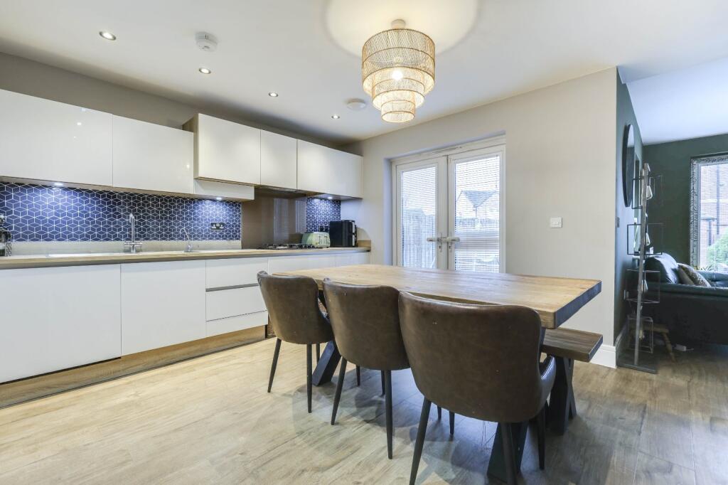 Additional image 6 of West Wood View, Apperley Bridge, Bradford, West Yorkshire, BD10