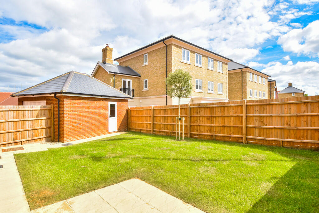 Woodlands Park, New Homes photo 3