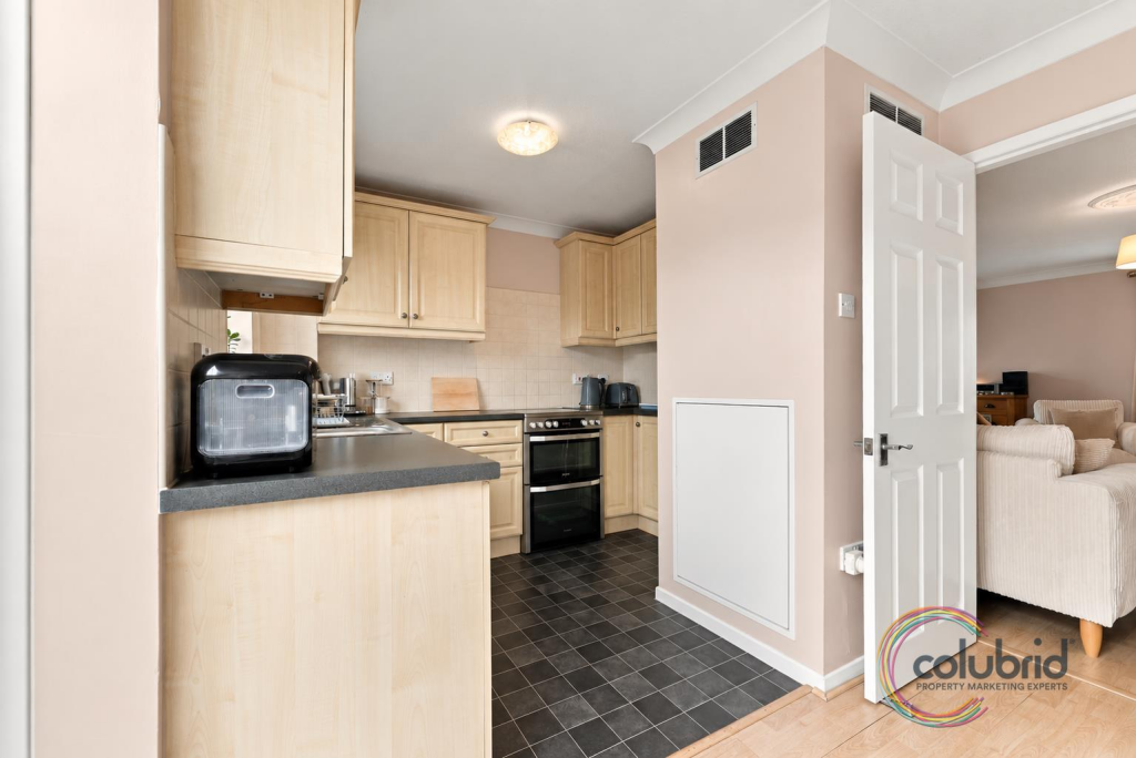 House in Romford - View 5