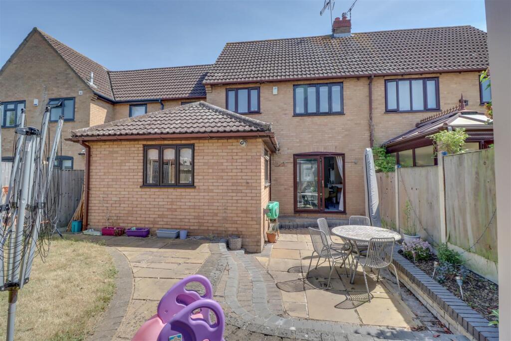 House in Basildon, Shotgate - View 2