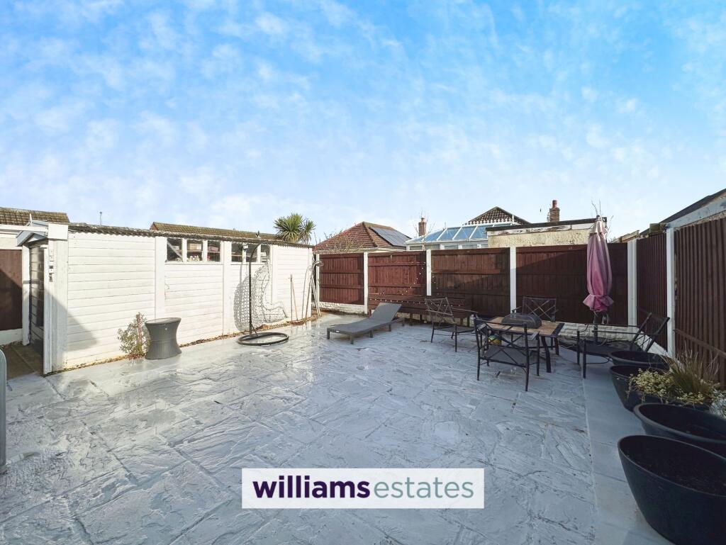 Salisbury Drive, Prestatyn, LL19 photo 3