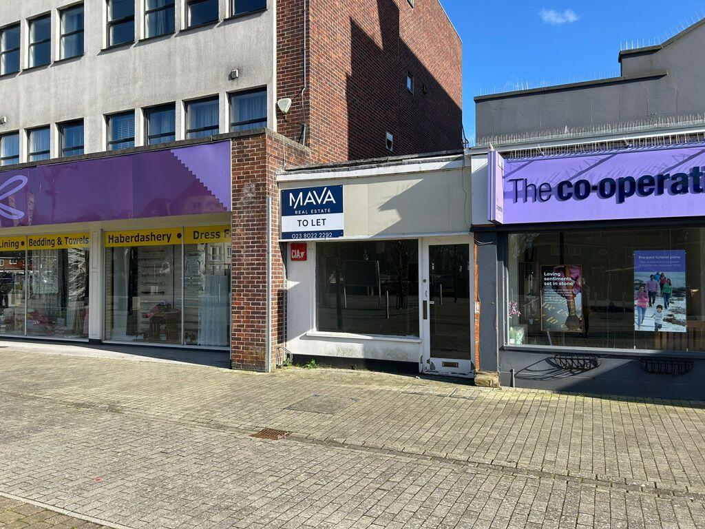 Main image of property: 322 London Road, Waterlooville, Hampshire, PO7 7DU