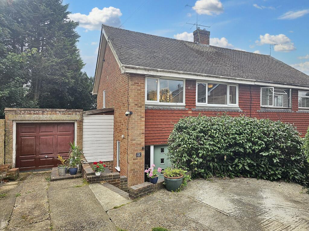 Main image of property: Ashurst Wood