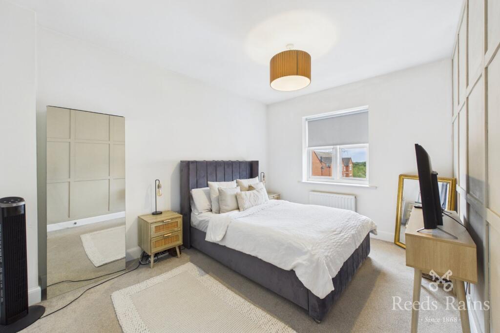 Apartment in Leeds, Middleton - More