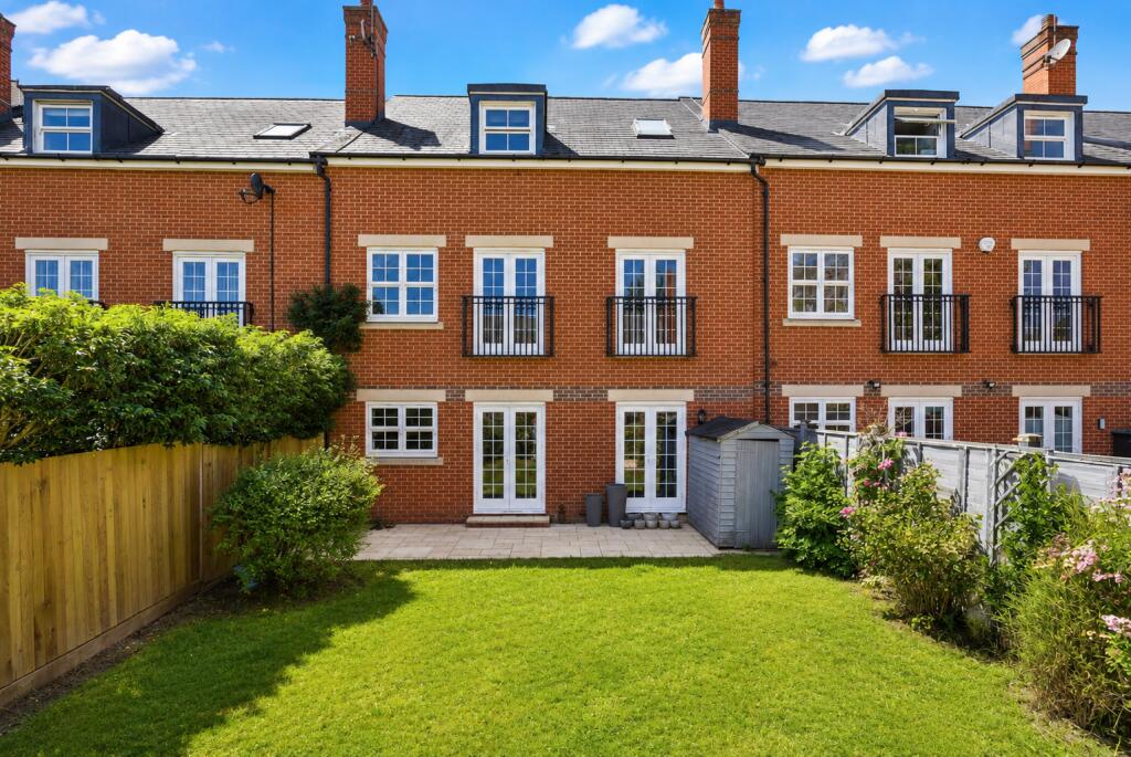 Beningfield Drive, Napsbury Park, St. Albans, Hertfordshire, AL2 photo 4