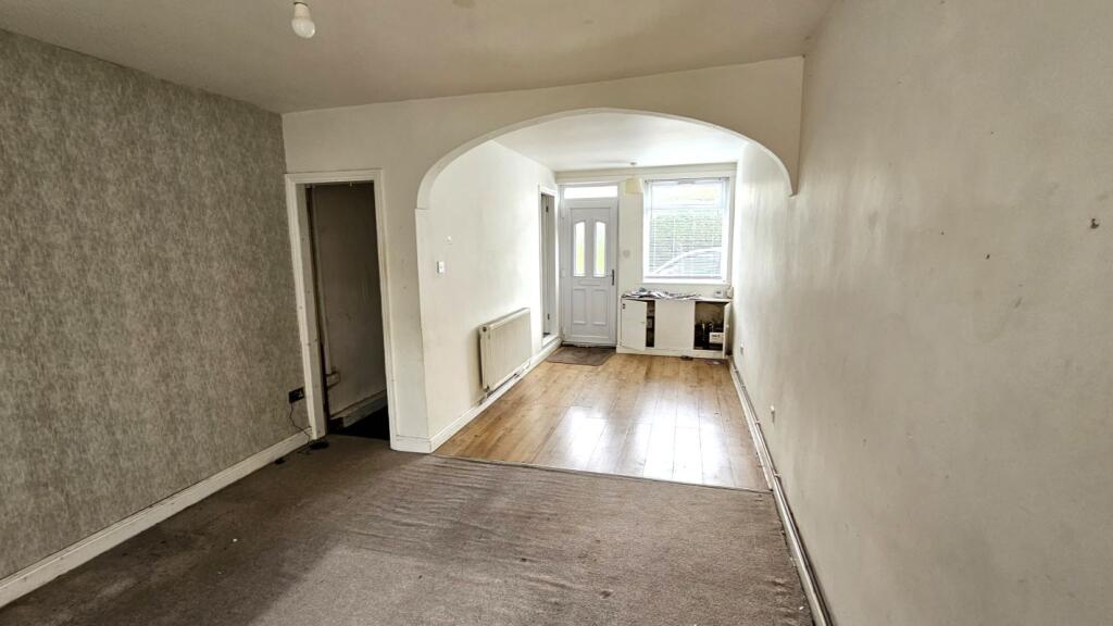 House in Nottingham - View 2