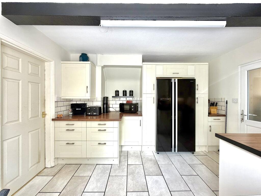 House in Bromborough, Spital - More