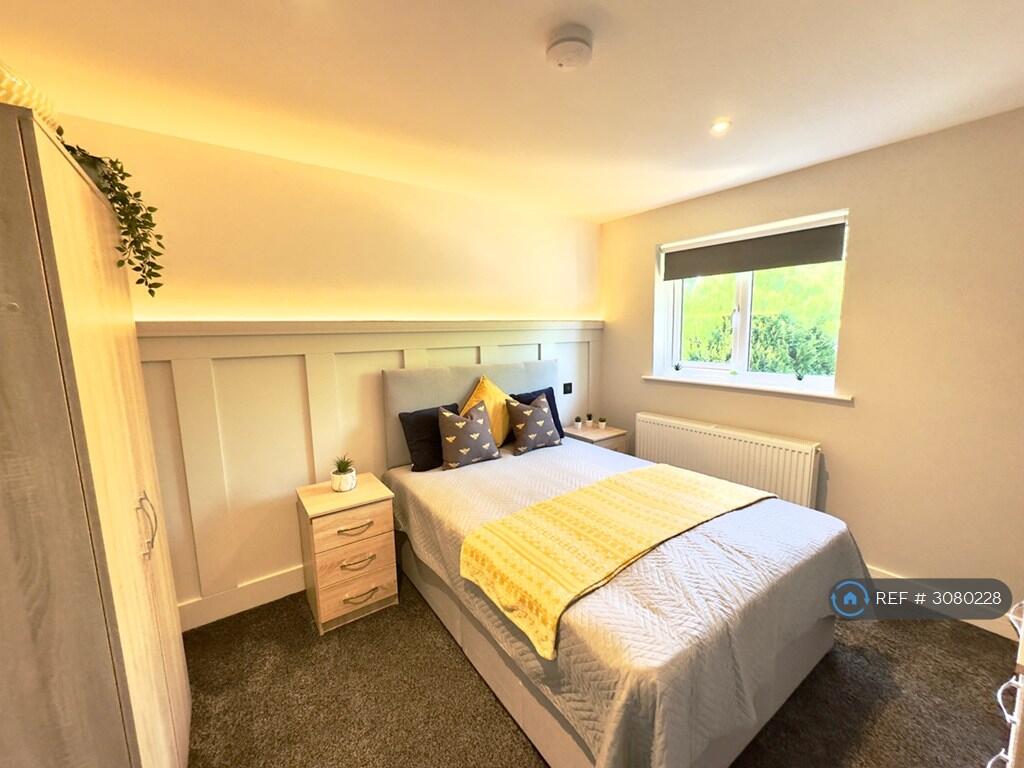 House in Nottingham - View 2