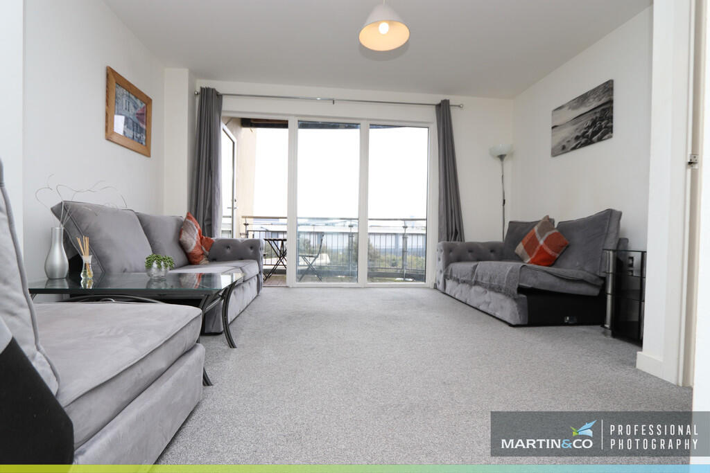 Apartment in Victoria Wharf, Grangetown - View 3