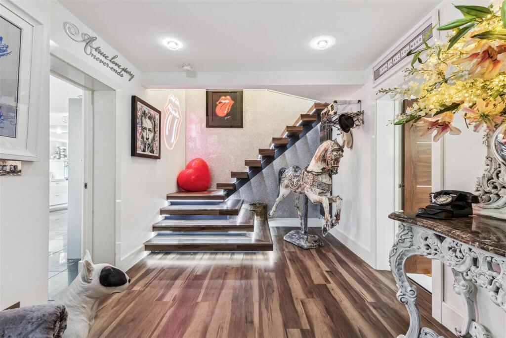 House in Letchworth, The Grange Estate, Jubilee Industrial Centre - View 5