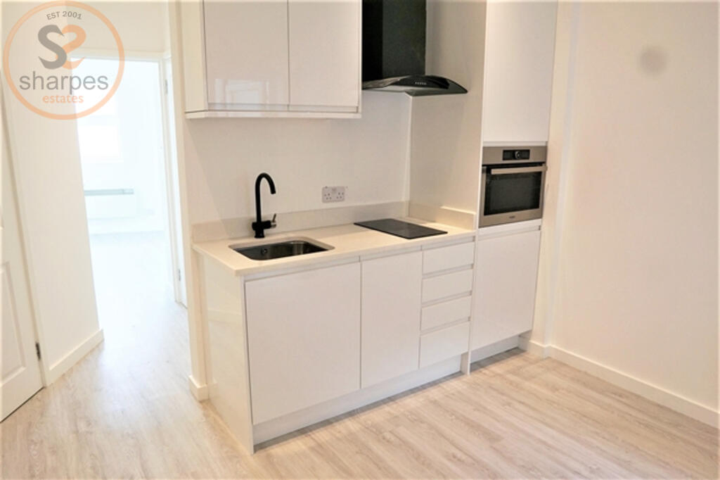 Apartment in London - More