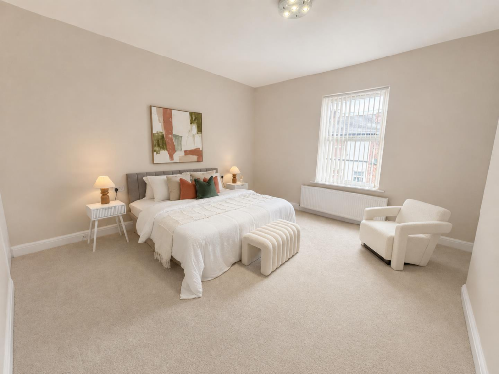 House in Bury, Outwood Gate - View 4