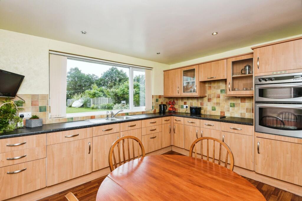 Leachfield Road, Galgate | Stunning Canal Side Home photo 3