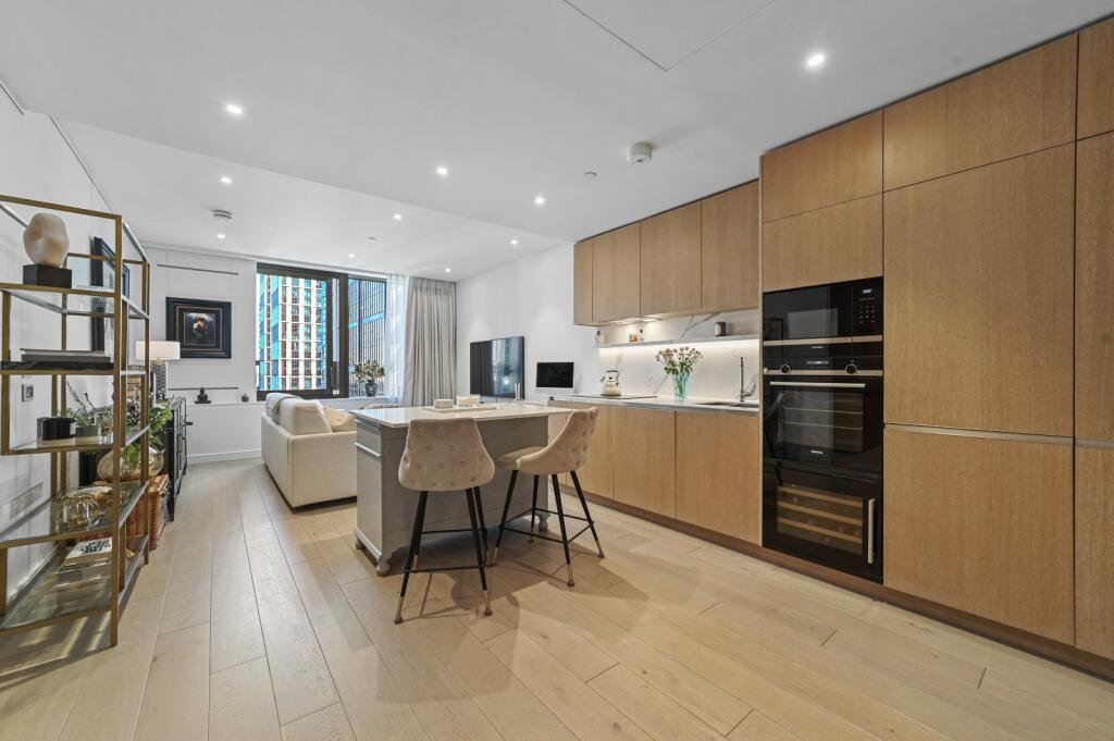 Main image of property: 10 Park Drive, Canary Wharf, London, E14