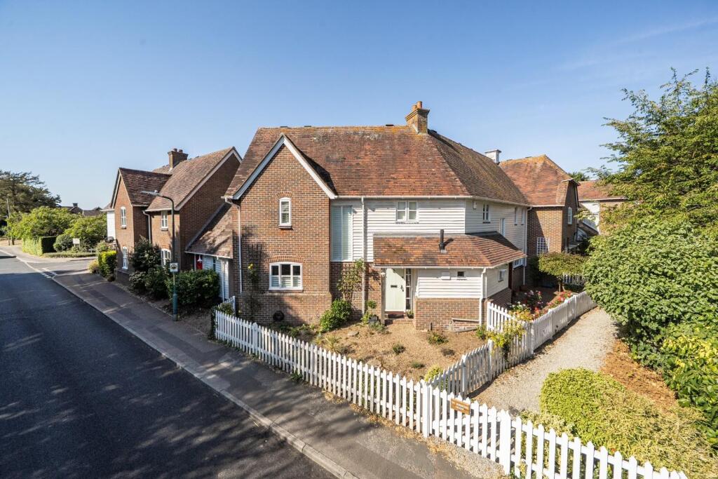 Main image of property: Oxenturn Road, Wye, Ashford TN25 5AG