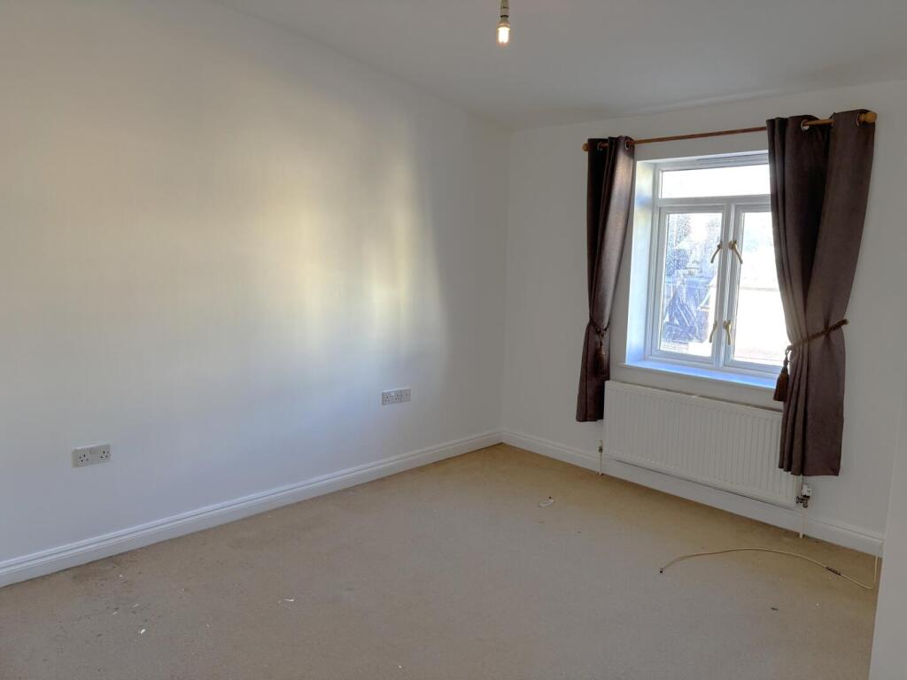 Apartment in Dorchester - More