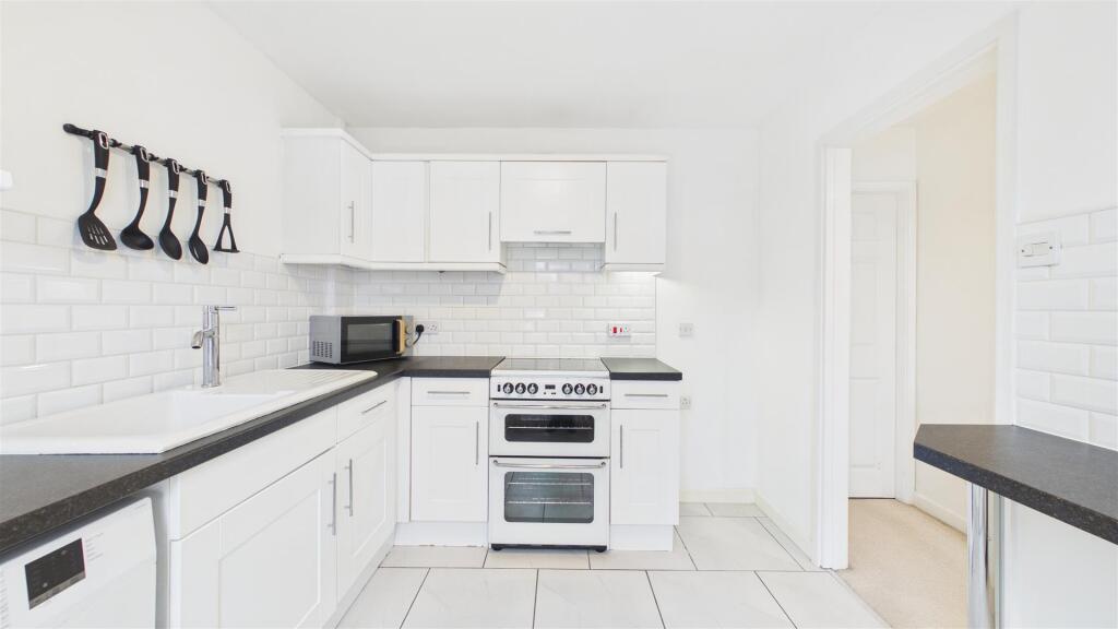 Additional image 4 of Whitefriars Drive, Halesowen