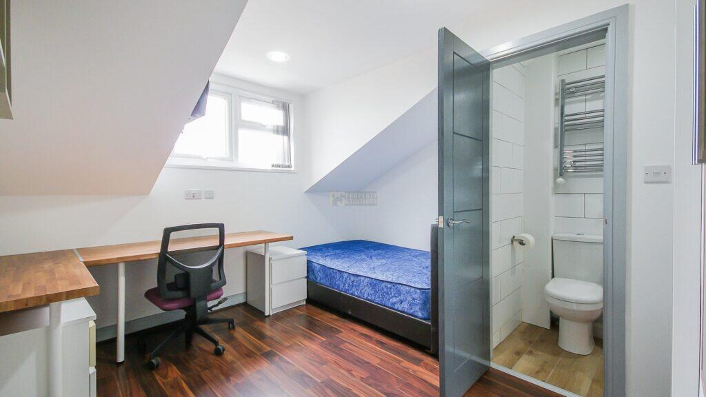 House in Birmingham - View 4