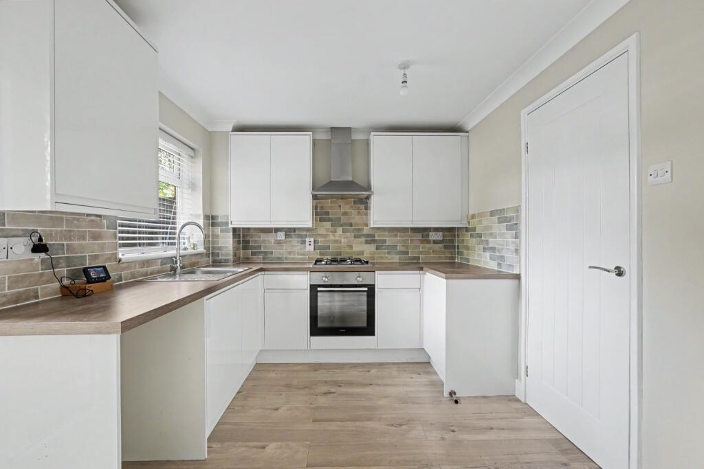 House in Gillingham, Parkwood - View 3