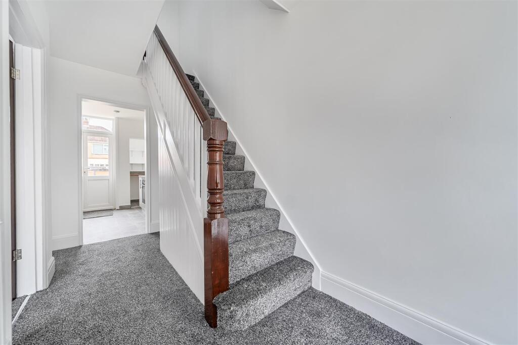 Oval Gardens, Alverstoke, Gosport - More