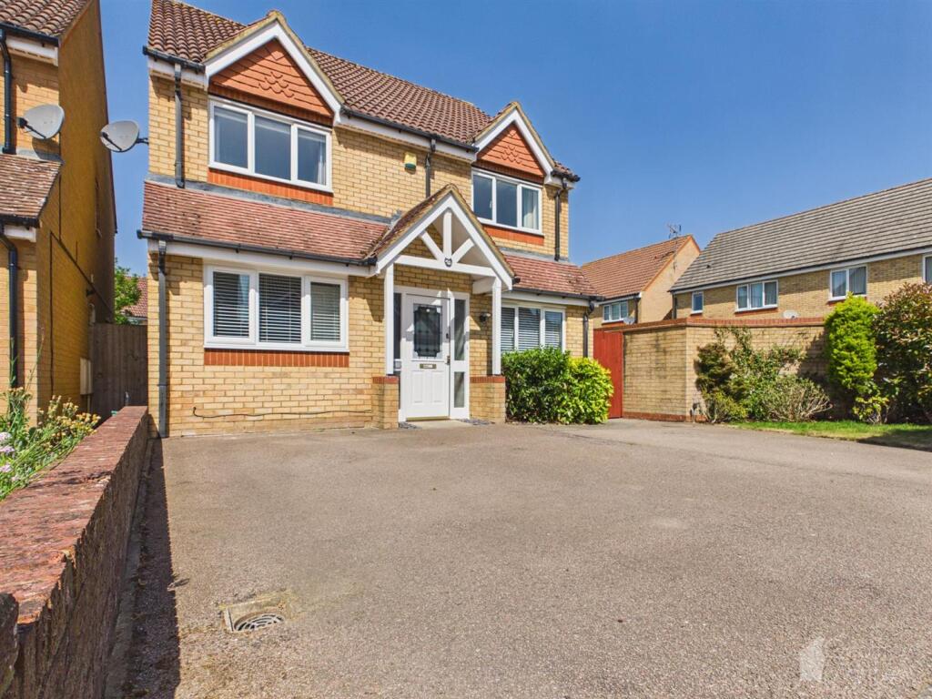 Main image of property: Orwell Avenue, Stevenage