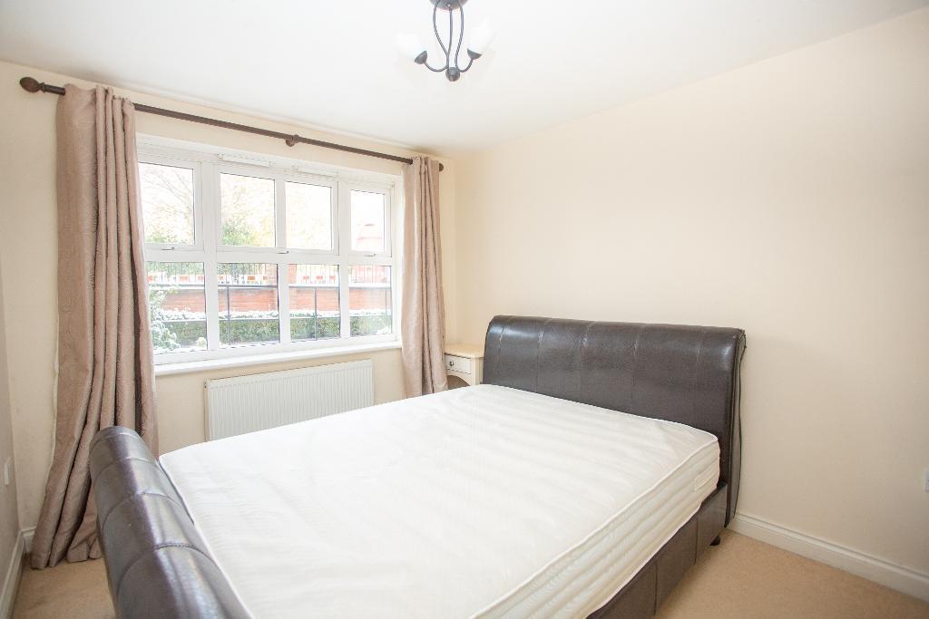 Apartment in Tonbridge - View 5