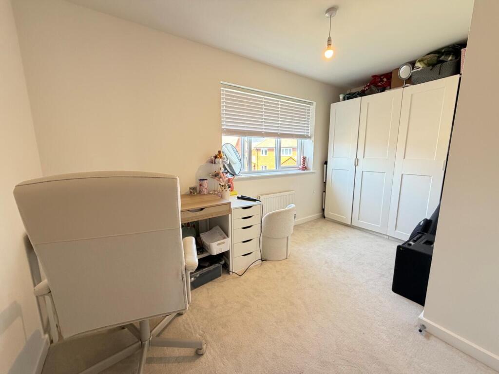 Saunders Road, Felixstowe - More