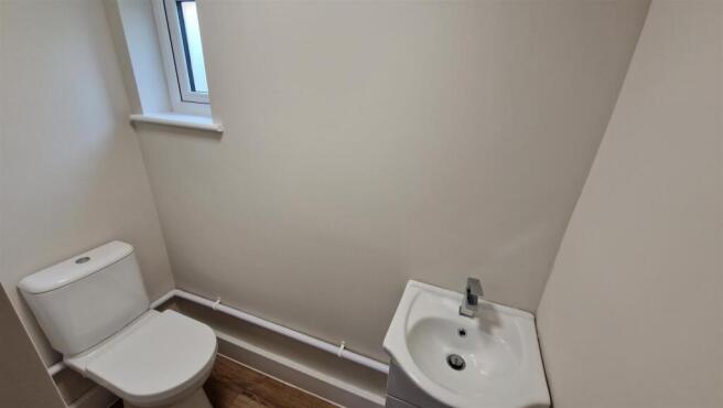 Toilet (ground floor)