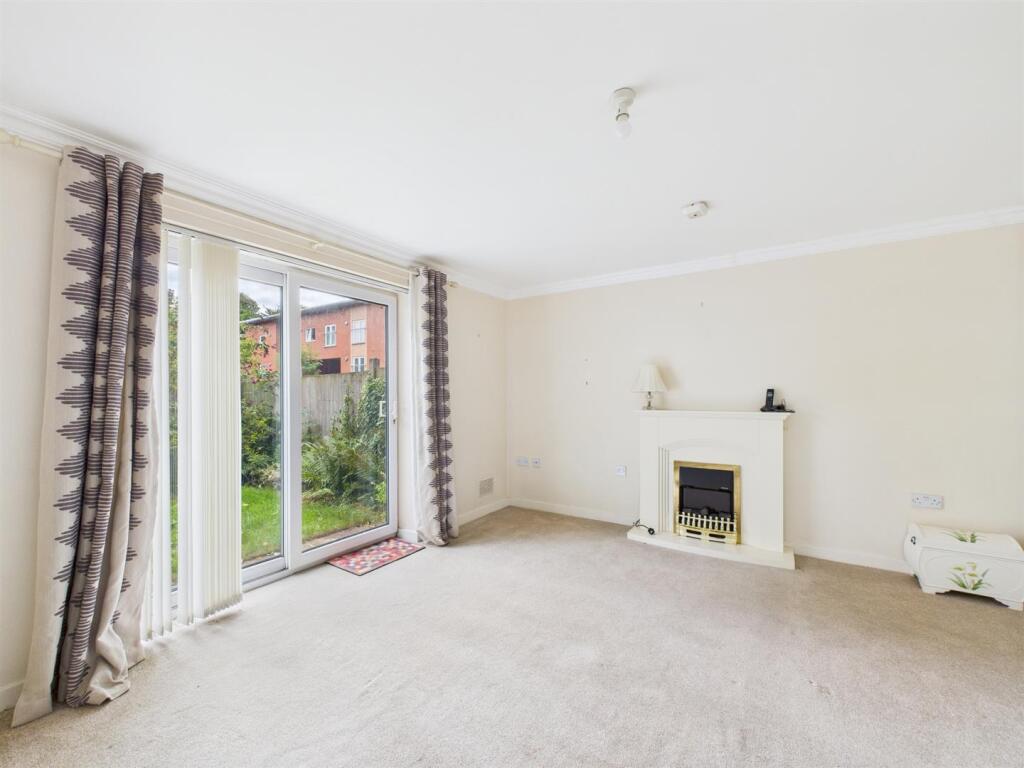 Greenway Drive, Littleover, Derby photo 2