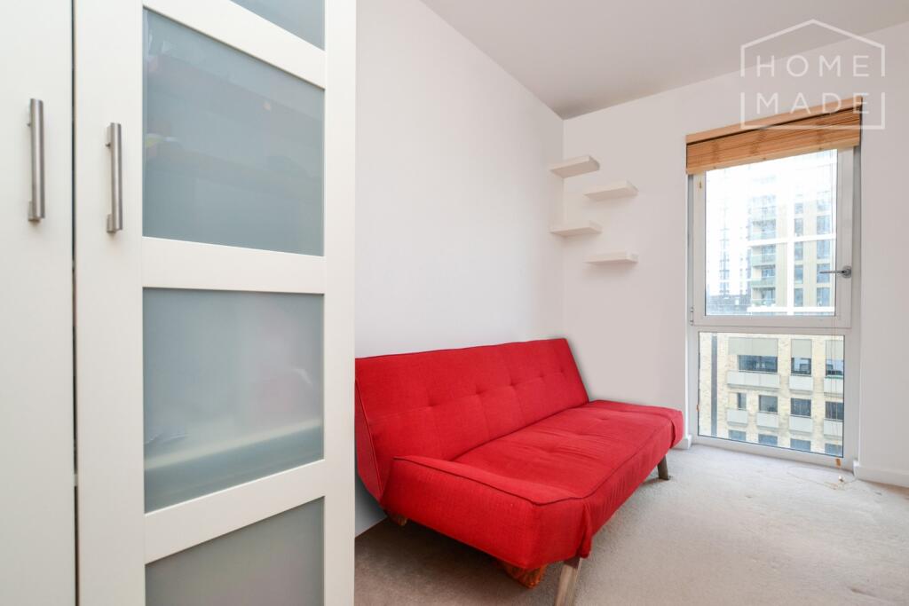 Apartment in London - More