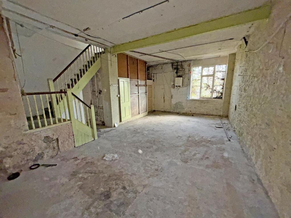 House in Plymouth - View 4