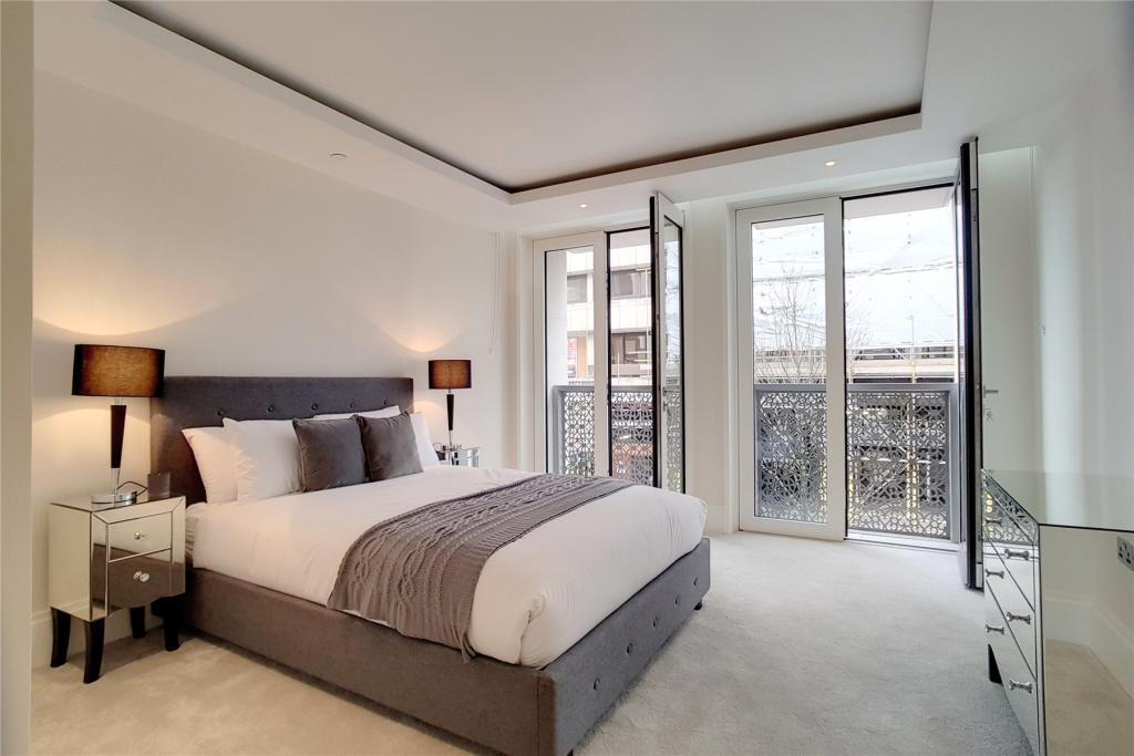 House in London - More