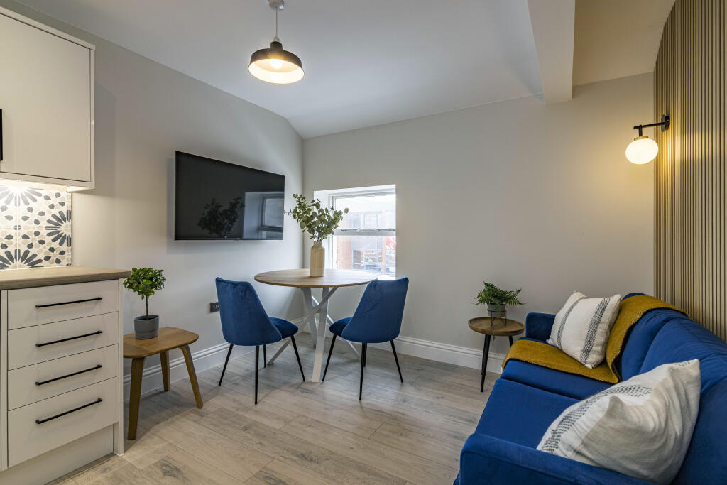 Main image of property: Powell House // Luxury 2 Bed & 2 Bath Apt // AUG 2026