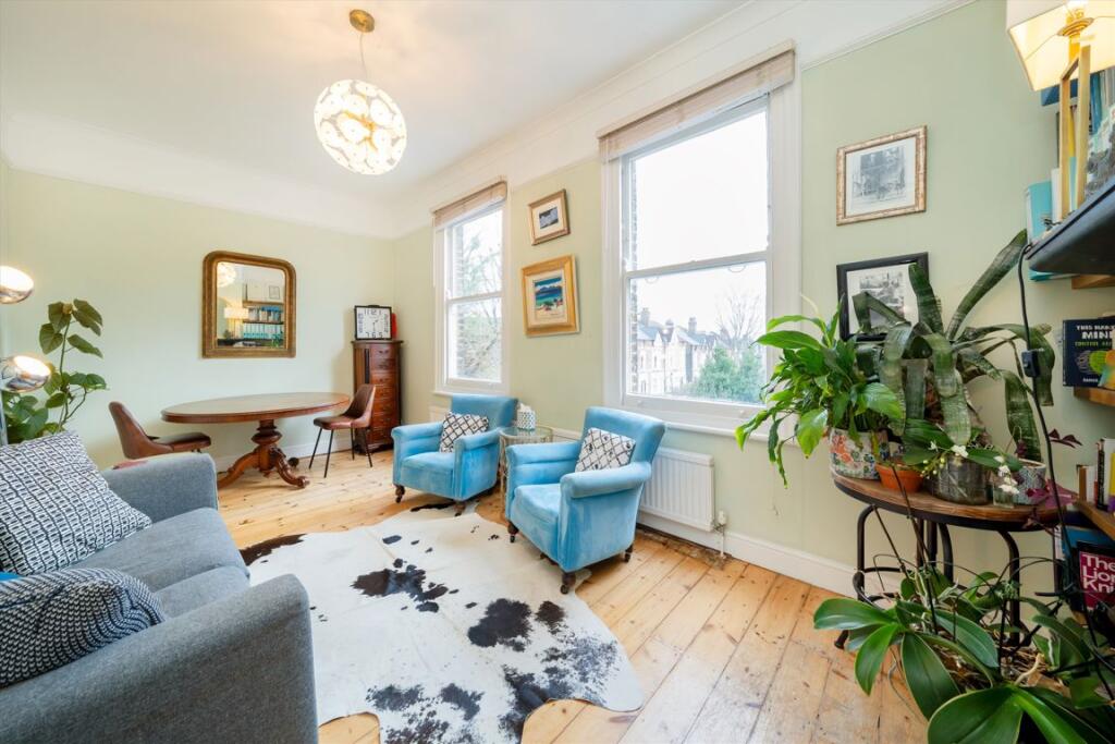 Apartment in London - View 5