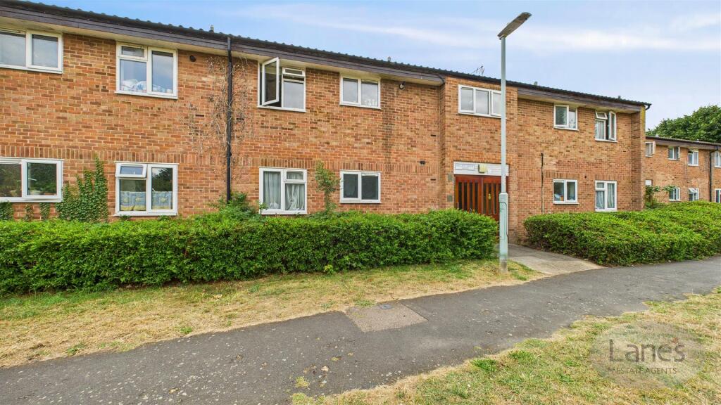 Main image of property: Wellers Grove, Cheshunt, Waltham Cross