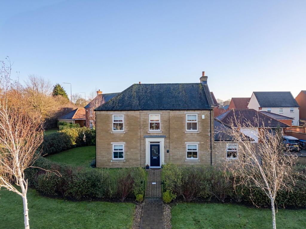 Main image of property: Ellerbeck Avenue, Nunthorpe, Middlesbrough, TS7 0PW