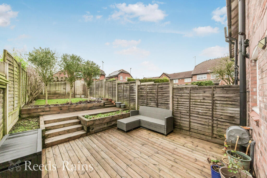 25A, Home Farm Avenue, Macclesfield, Cheshire, SK10 photo 2