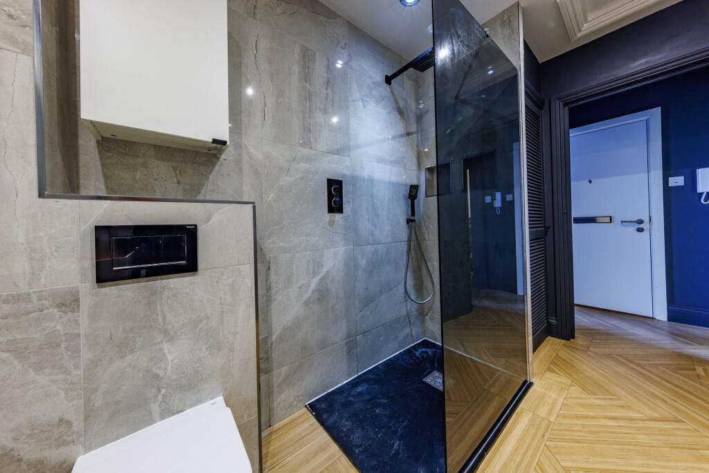 Apartment in Coventry - View 4