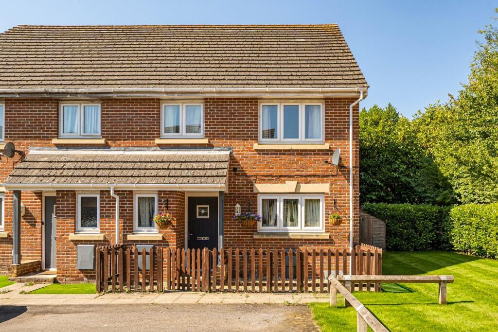 Main image of property: Billys Copse, Havant