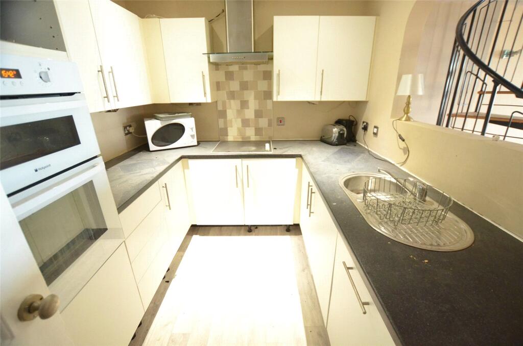 Apartment in Liverpool - View 5