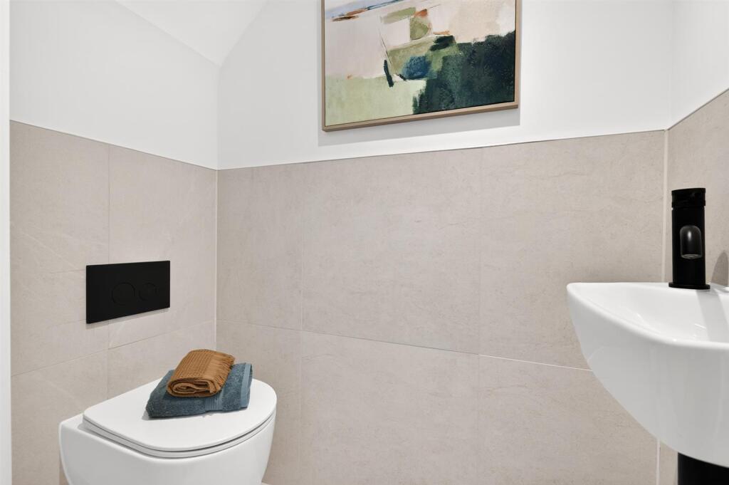 House in Stockport - View 3