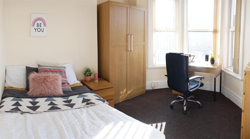 3 bedroom penthouse for rent