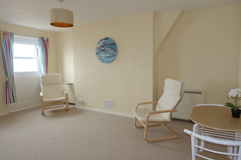 Apartment in Tonbridge - View 5