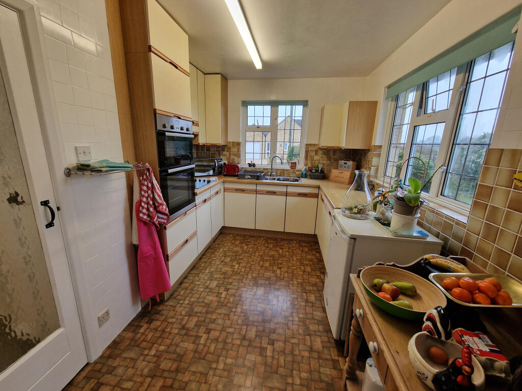 Meadow View, East Coker, Yeovil, Somerset, BA22 9LH - More