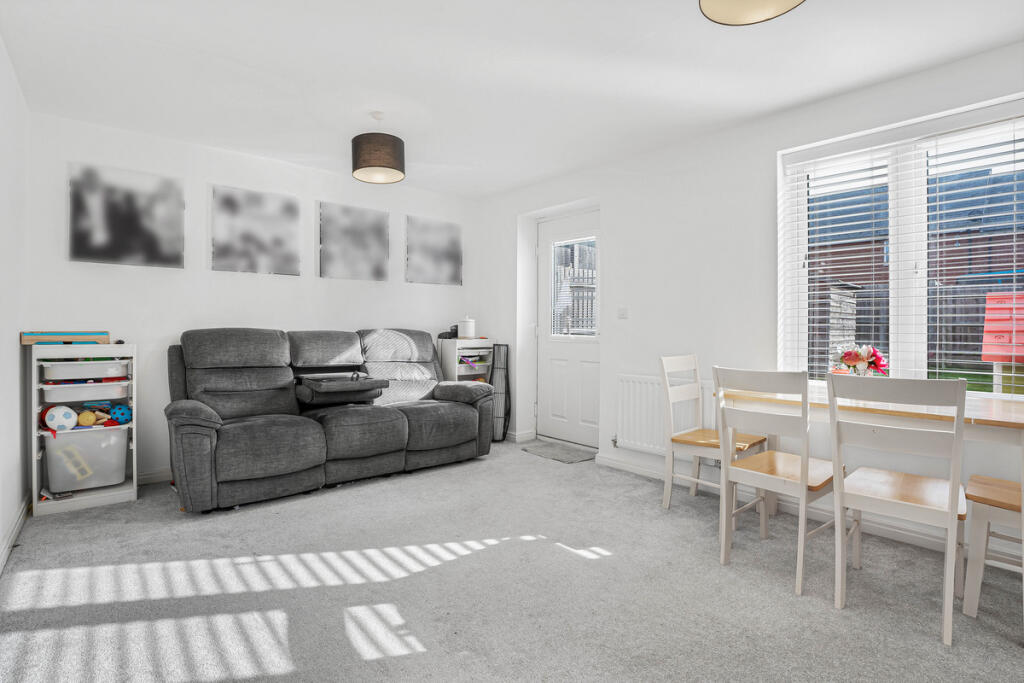 Main image of property: Holcombe Place, Stadhampton, OX44