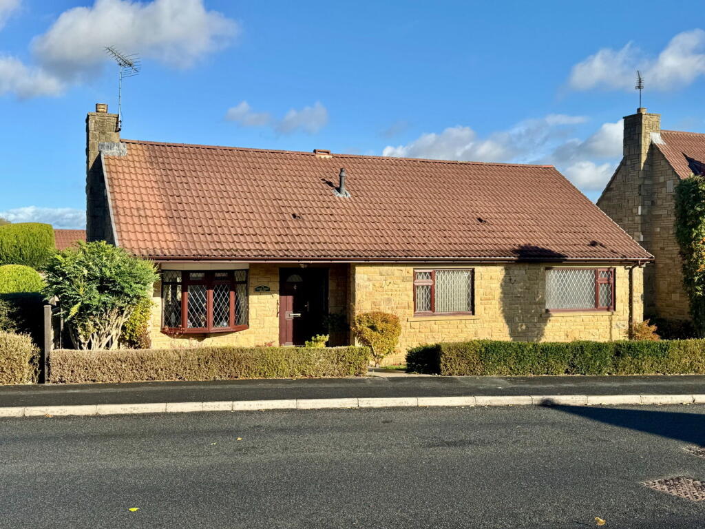 3-bed detached on Wetherby ~ Glebe Field Drive, LS22, £535,000
