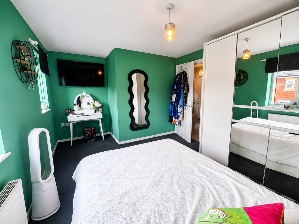 Gatsby Crescent, Heaviley, Stockport photo 5