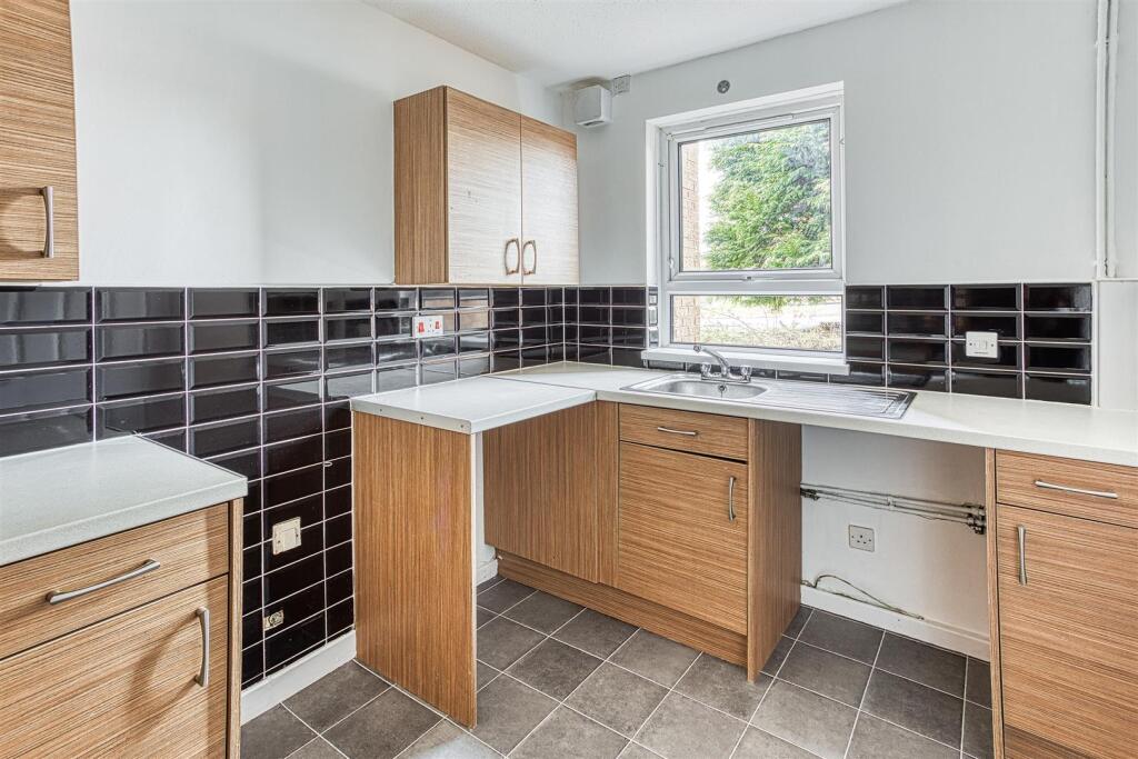 Dale Park Avenue, Kilburn, Belper photo 4