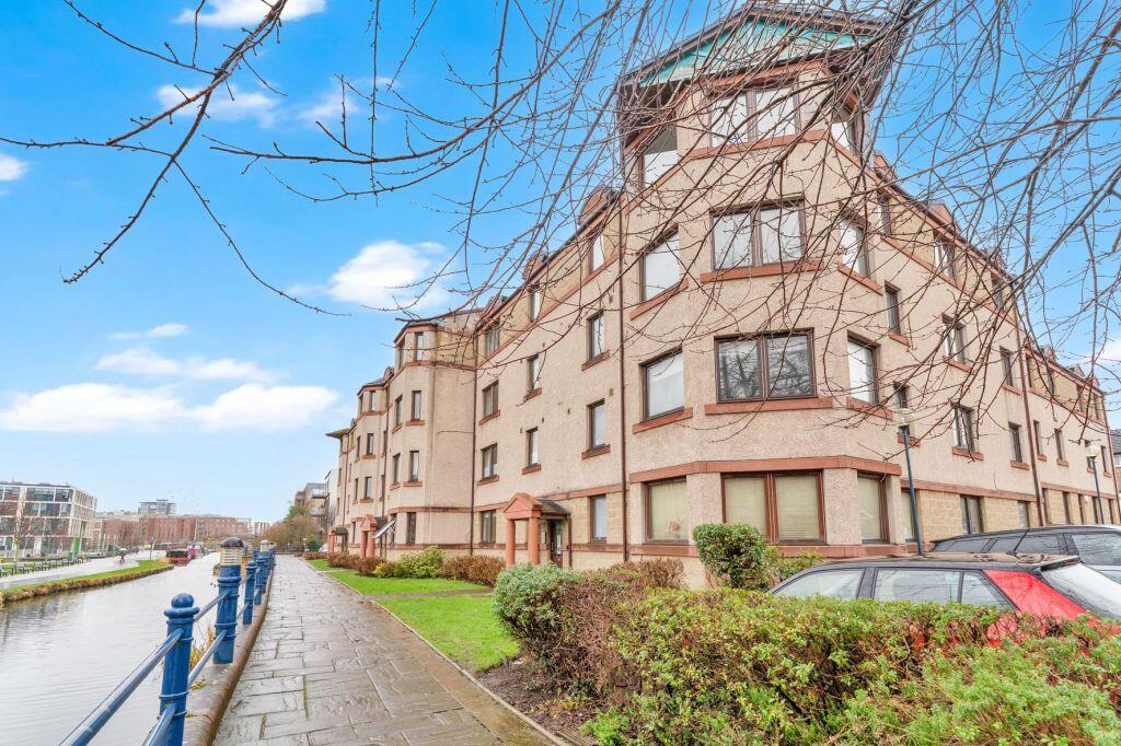 Main image of property: 10/7 Dorset Place, Polwarth, Edinburgh EH11 1JQ