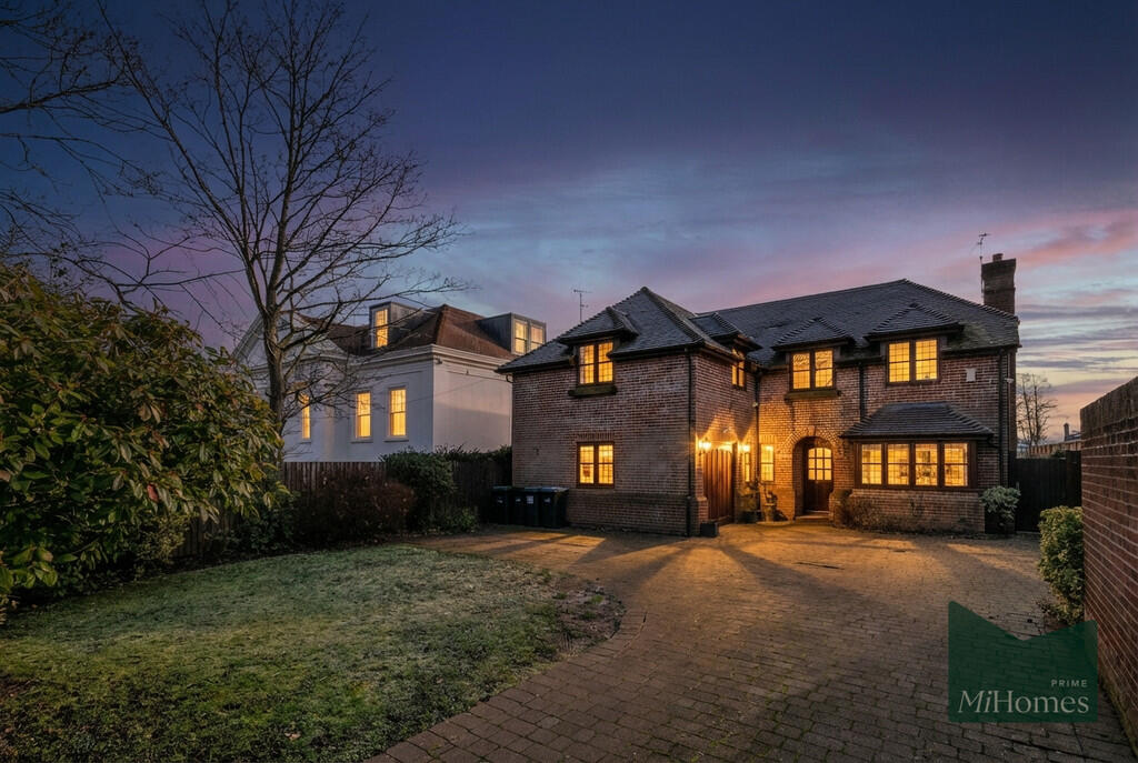 Main image of property: Beech Hill, Hadley Wood